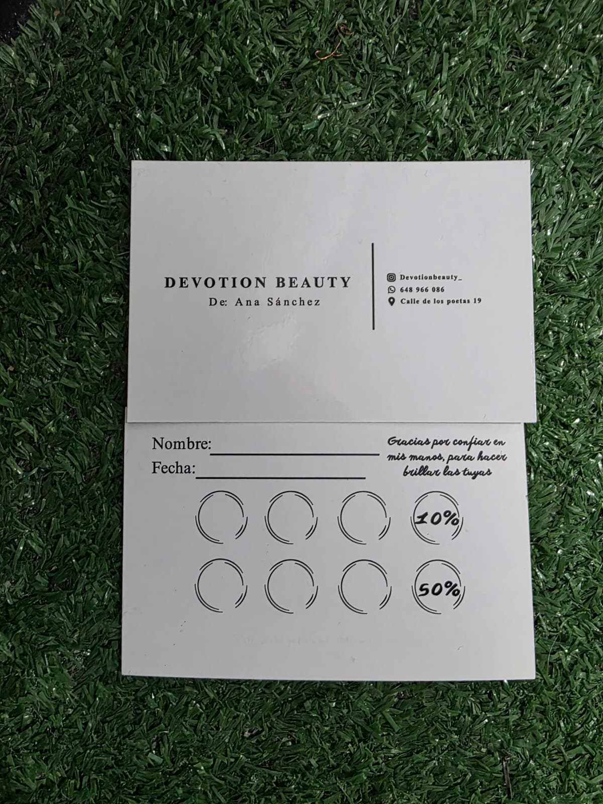 Material corporativo impreso para negocio