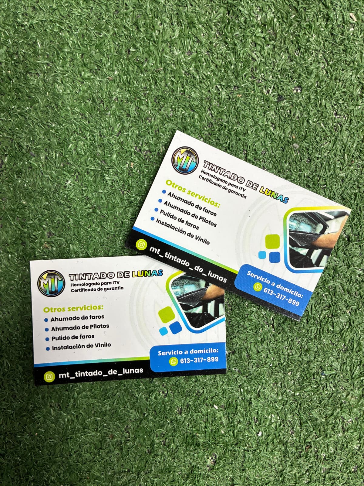 Tarjetas de visita MT Tintado de Lunas con diseño profesional