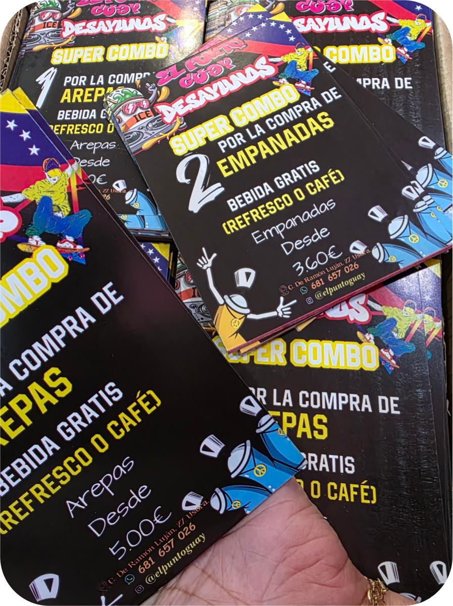 Flyers promocionales El Punto Guay desayunos super combo empanadas y arepas
